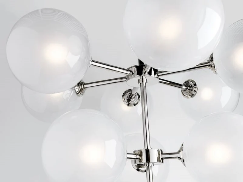Casa Padrino Luxus LED Kronleuchter Silber Ø 75,6 x H. 63,5 cm - Kronleuchter mit kugelförmigen Lampenschirmen - Luxus Qualität