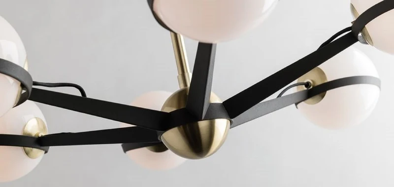 Casa Padrino Luxus LED Kronleuchter Bronze / Messing / Weiß Ø 70,5 x H. 16,5 cm - Kronleuchter mit kugelförmigen Lampenschirmen - Luxus Qualität