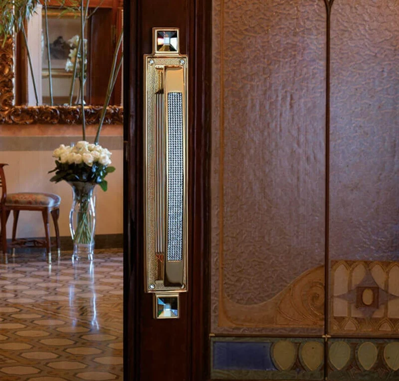 Casa Padrino Luxus Türgriff Set mit Swarovski Kristallglas Gold 6 x H. 38 cm - Hotel Accessoires