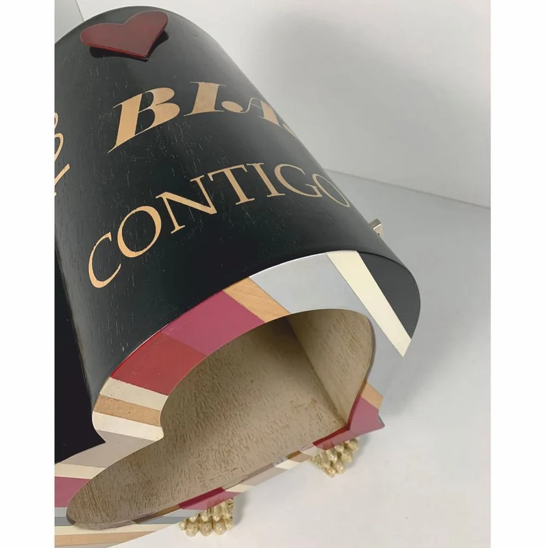 Casa Padrino Luxus Designer Hundehaus in Herzform 45 x H. 50 cm - Hundemöbel