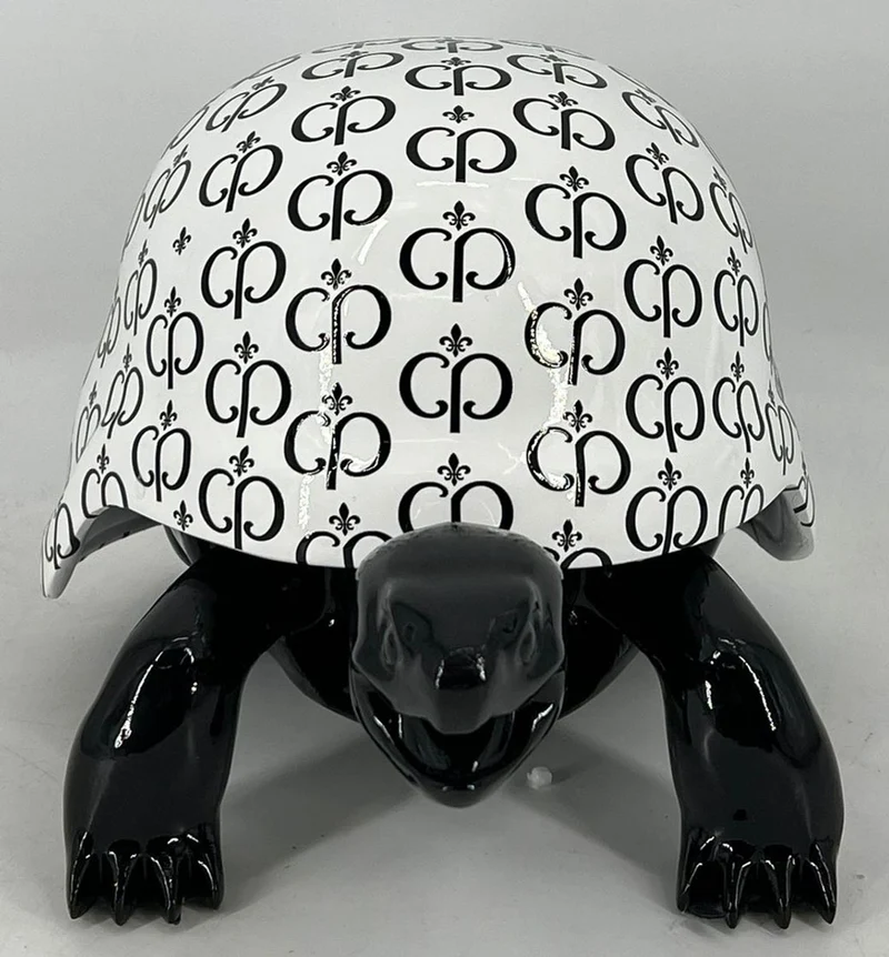 Casa Padrino Luxus Deko Figur Schildkröte Schwarz / Weiß 40 cm - Deko Accessoires