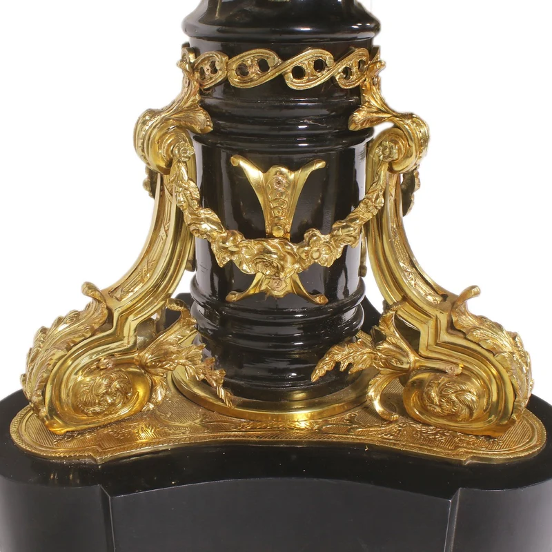 Casa Padrino Barock Beistelltisch Rotbraun / Gold Durchmesser 108 cm, Höhe 89 cm Handarbeit, Handbemalt- Limited Edition