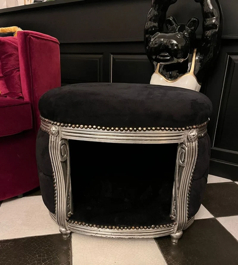 Casa Padrino Barock Hundebett & Katzenbett Schwarz / Silber - Handgefertigtes Hunde & Katzen Sofa im Barockstil - Barock Hunde & Katzen Möbel - Barock Tiermöbel - Edel & Prunkvoll