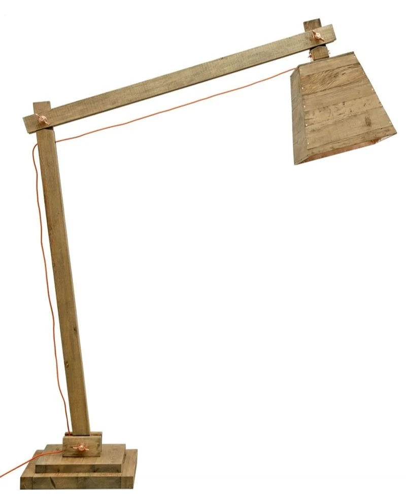 Casa Padrino Kiefernholz Stehleuchte Naturfarben 190 x 52 x H. 220 cm - Luxus Stehlampe mit orangefarbenem Kabel