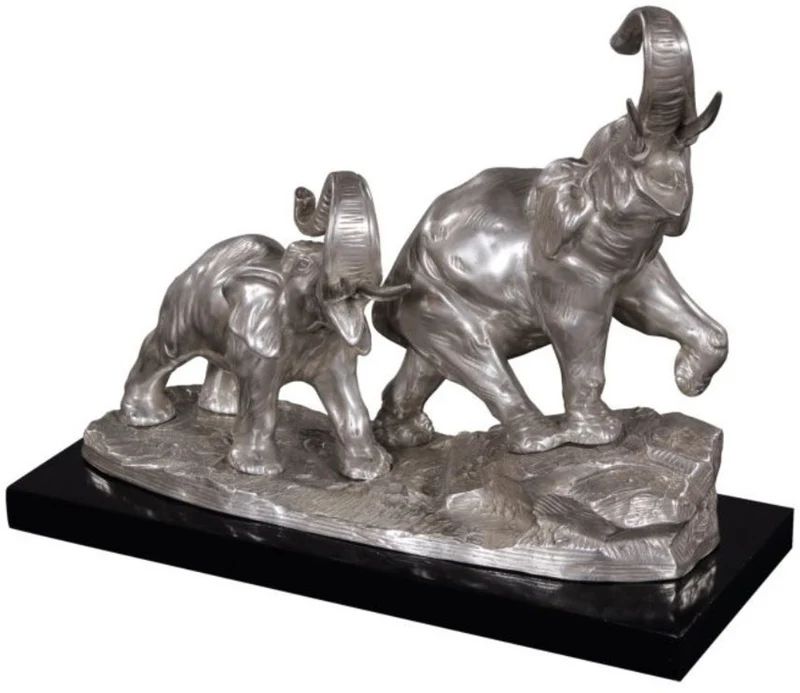 Casa Padrino Bronze Elefanten auf Holzsockel Silber / Schwarz 42 x 17 x H. 33 cm - Luxus Deko Bronzefiguren