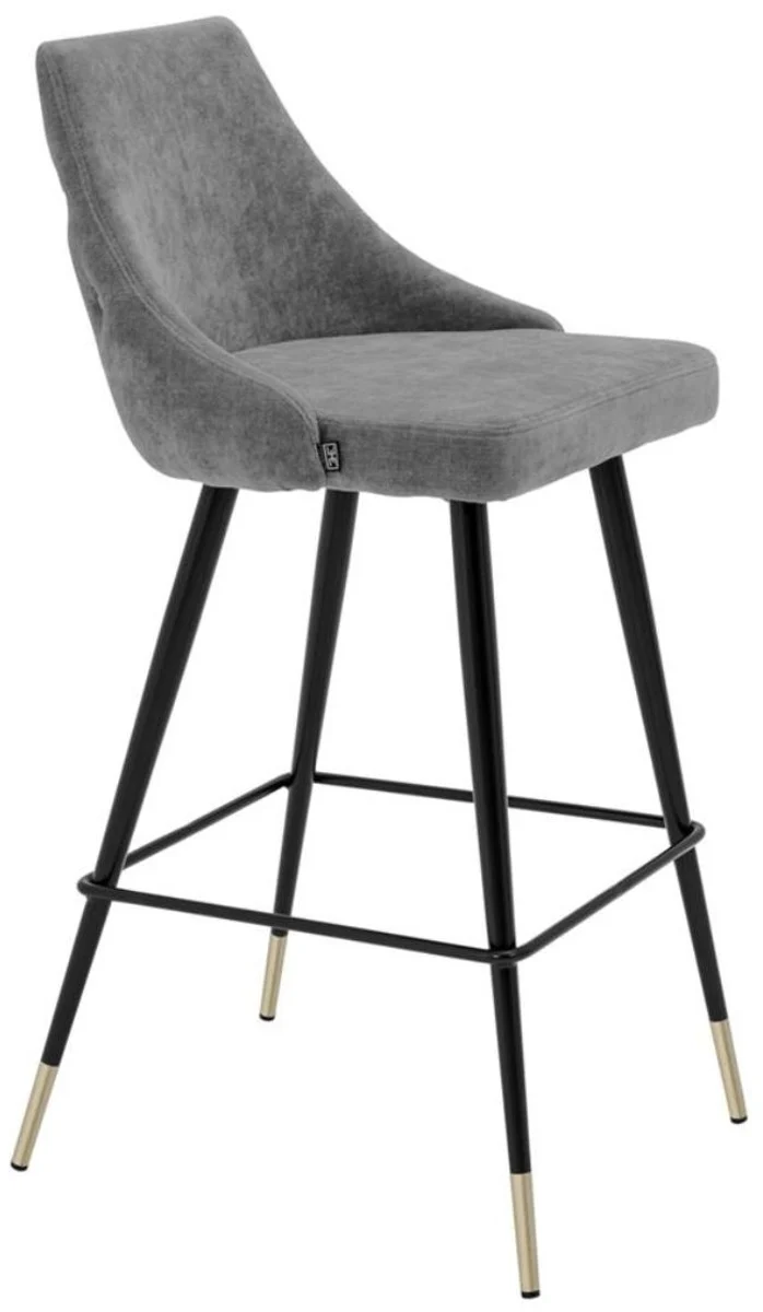 Casa Padrino Luxus Barstuhl Barhocker in Grau / Schwarz mit Messing Akzenten 47 x 52 x H. 101 cm