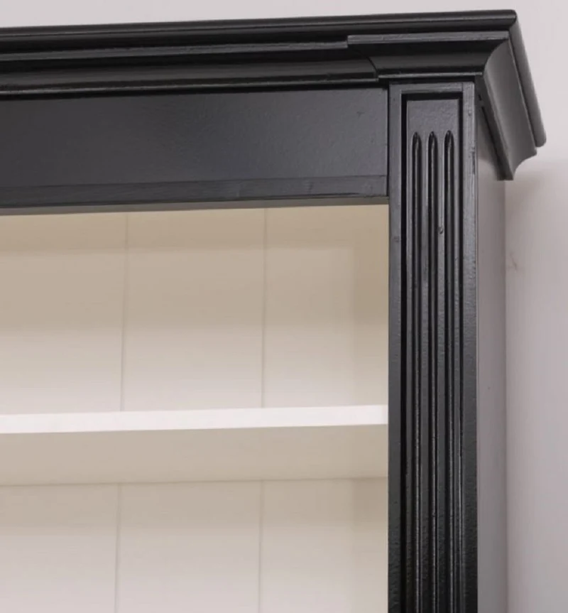 Casa Padrino Landhausstil Bücherschrank mit Leiter Schwarz / Weiß 200 x 40 x H. 240 cm - Massivholz Schrank - Wohnzimmerschrank - Regalschrank - Büroschrank - Landhausstil Möbel