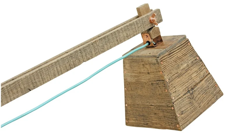 Casa Padrino Kiefernholz Tischleuchte Naturfarben 90 x 30 x H. 105 cm - Luxus Tischlampe mit aqua blauem Kabel