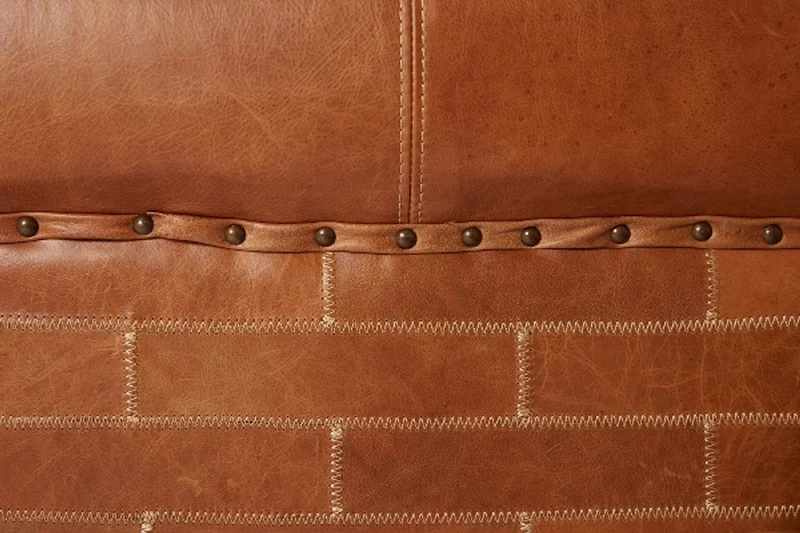 Casa Padrino Luxus Echtleder Sessel im englischen Stil Braun 131 x 110 x H. 67 cm
