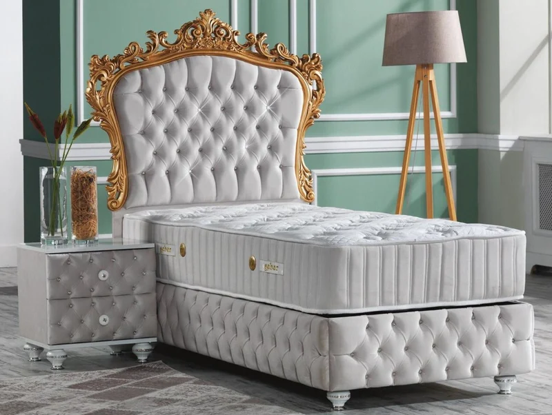 Casa Padrino Barock Schlafzimmer Set Grau / Weiß / Silber / Gold - Prunkvolles Einzelbett mit Nachttisch - Schlafzimmer Möbel im Barockstil