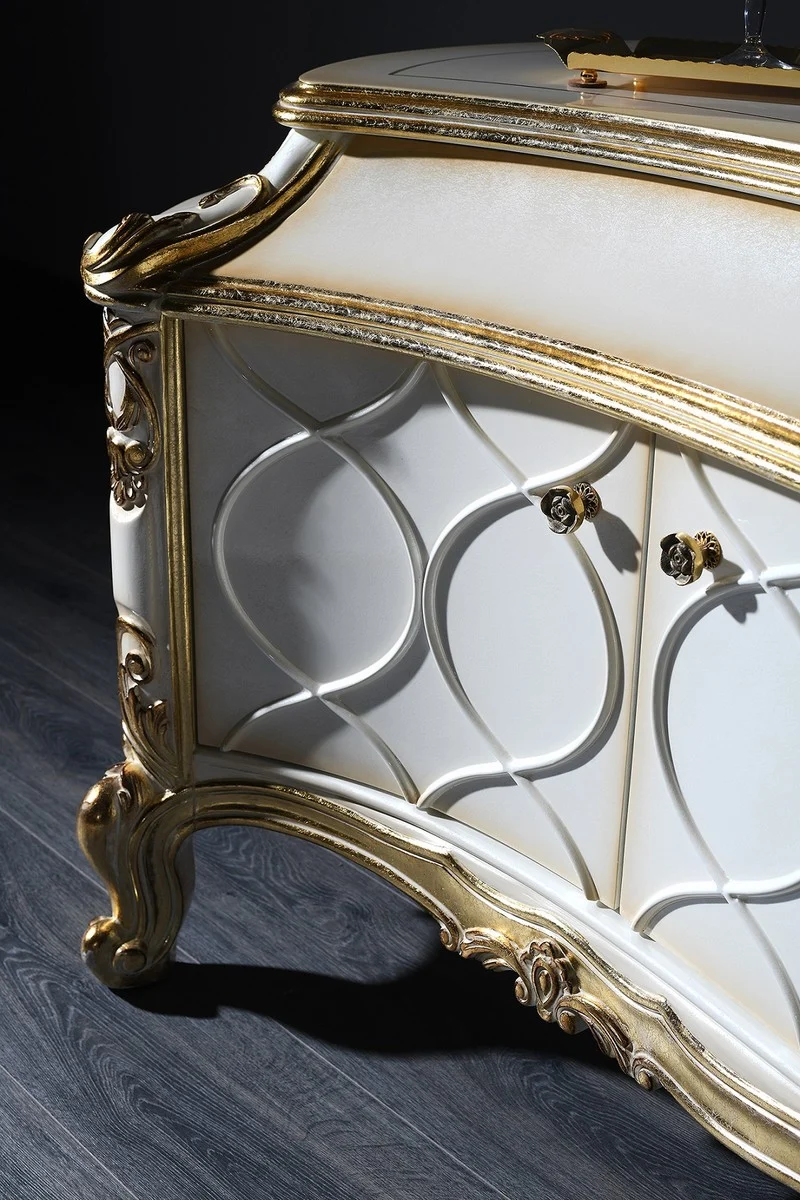 Casa Padrino Luxus Barock Fernsehschrank Weiß / Antik Gold 242 x 65 x H. 70 cm - Prunkvoller Barock Wohnzimmerschrank mit 4 Türen und 3 Schubladen