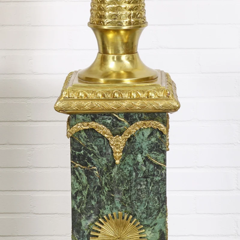Casa Padrino Barock Stand Kronleuchter Set mit Marmor Säulen, Schwarz-Grün / Gold, Höhe 200 cm