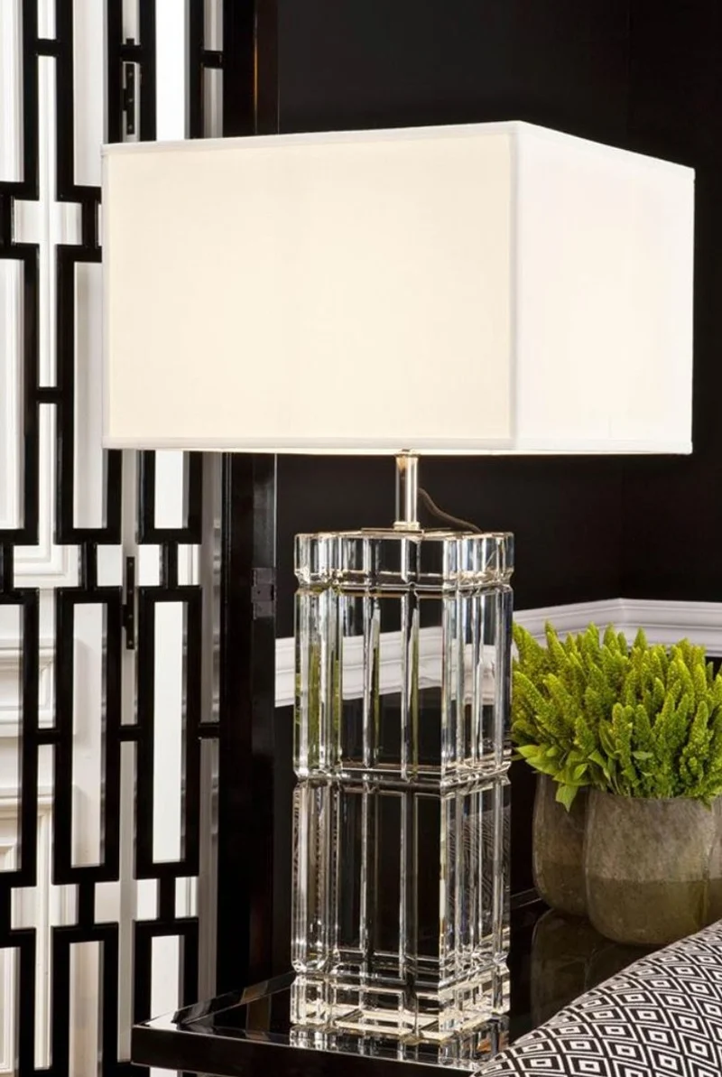 Casa Padrino Luxus Designer Hotel Kristallglas Tischleuchte mit weißem Lampenschirm - Limited Edition