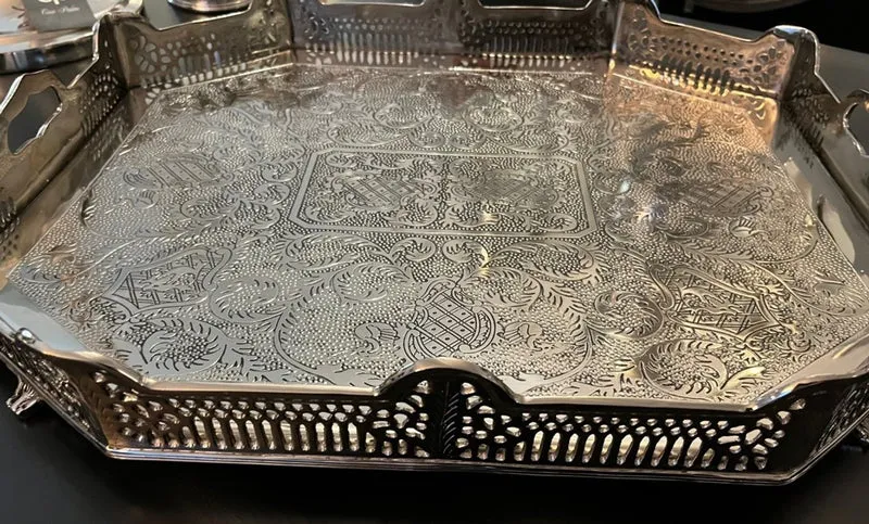 Casa Padrino Luxus Art Deco Tablett aus Messing in Nickel Finish 52 x 42 x H. 8 cm - Limited Edition